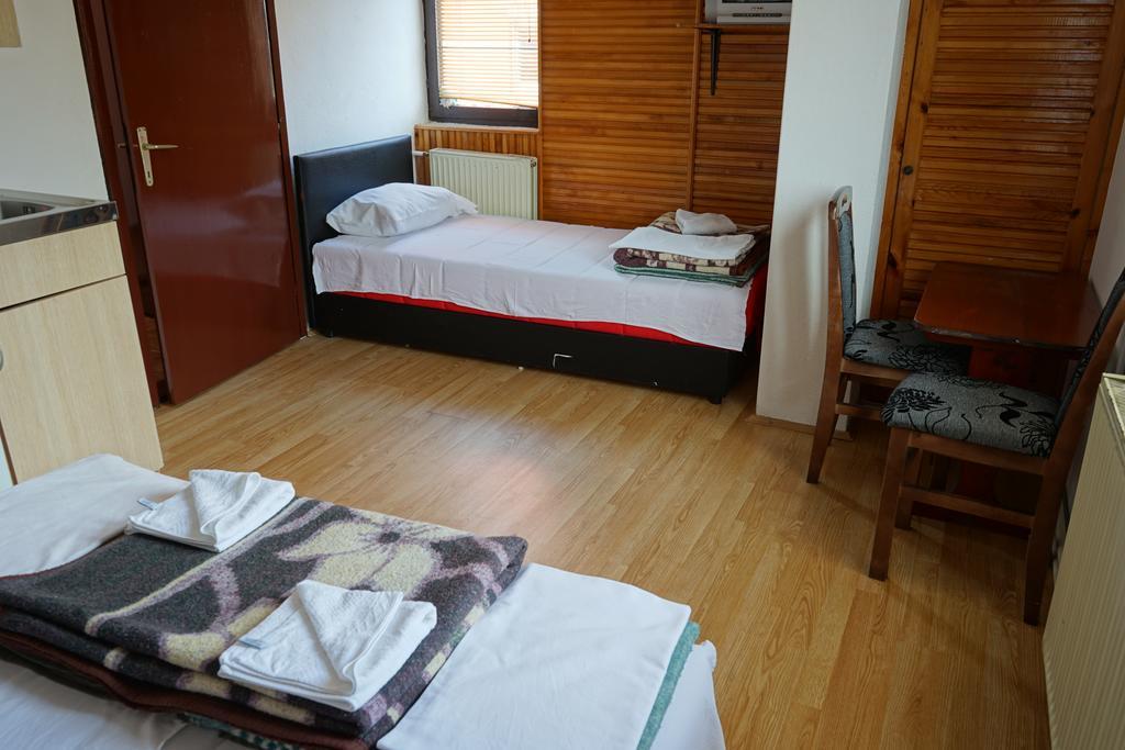 Lovac II Hotel Žabljak Esterno foto
