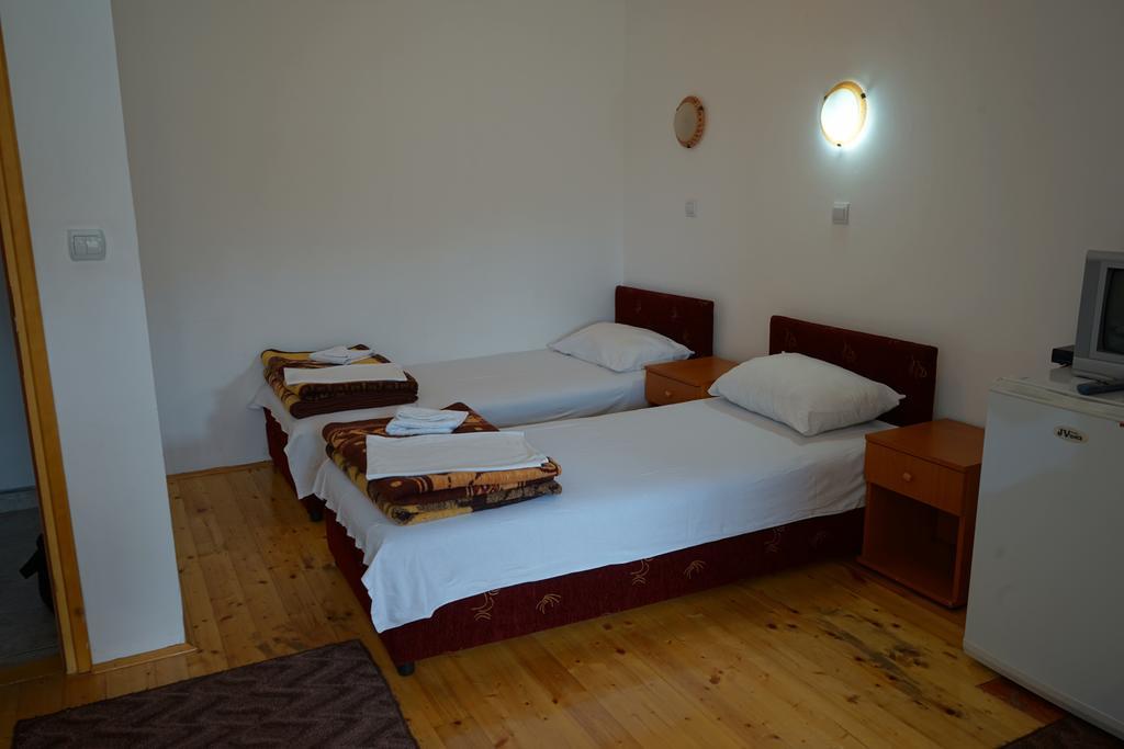 Lovac II Hotel Žabljak Esterno foto